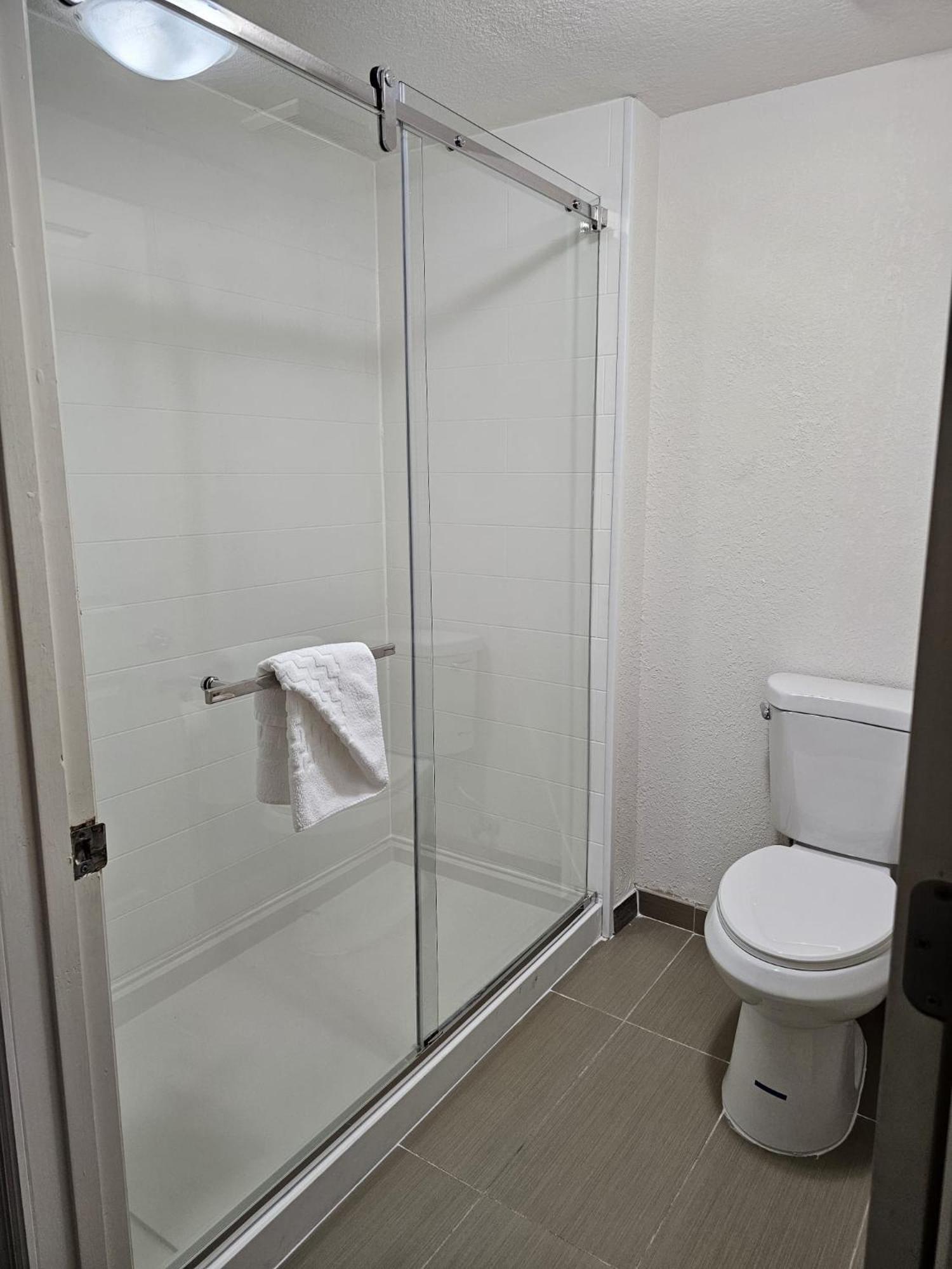 Montreal Suites Orlando Eksteriør bilde